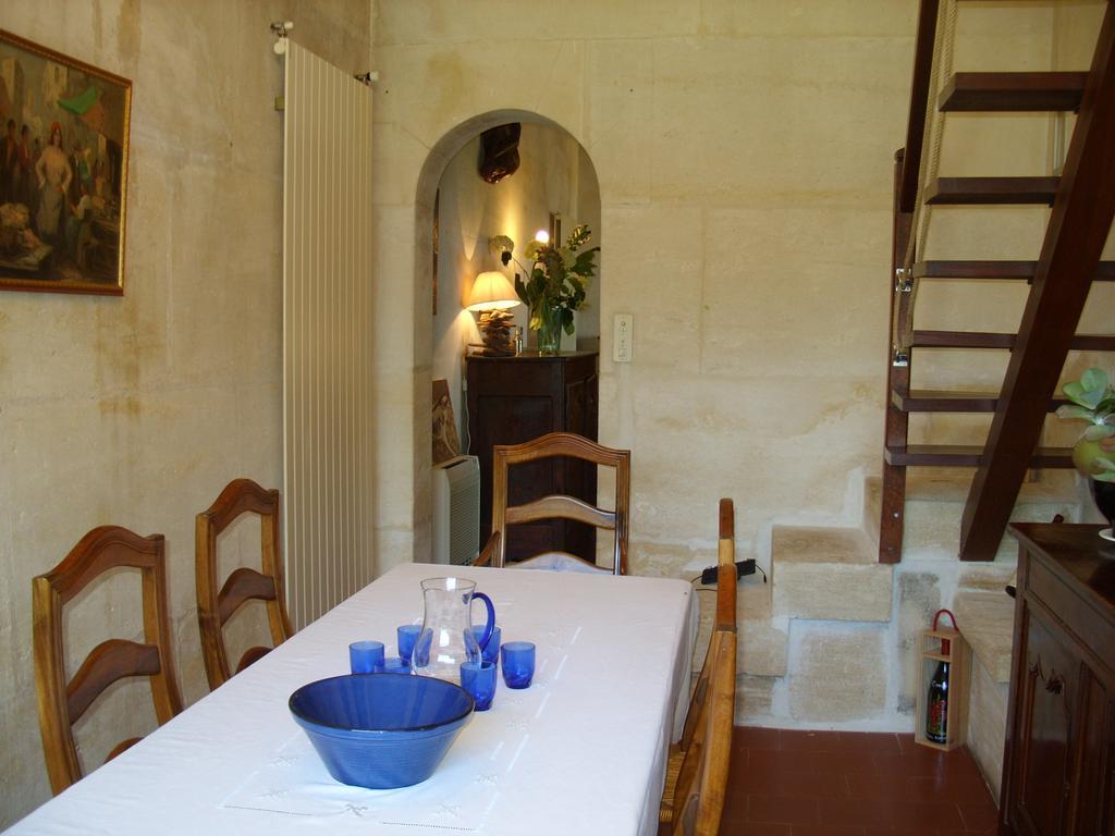 Mas Des Collines Bed & Breakfast Fontvieille Exterior photo